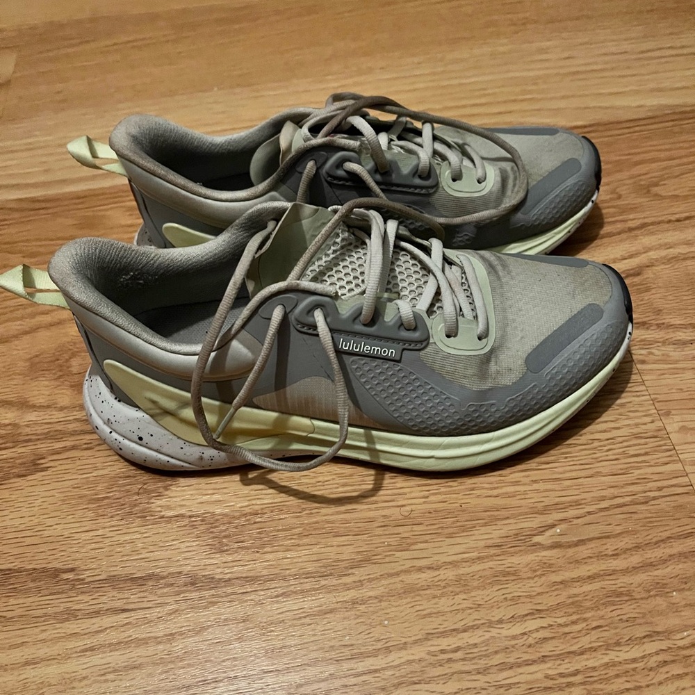COPY - COPY - lululemon athletica women’s Gray Running Shoes